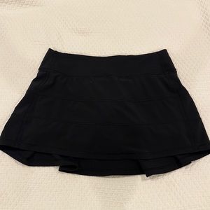 Black Lululemon Pace rival mid rise skirt regular length
